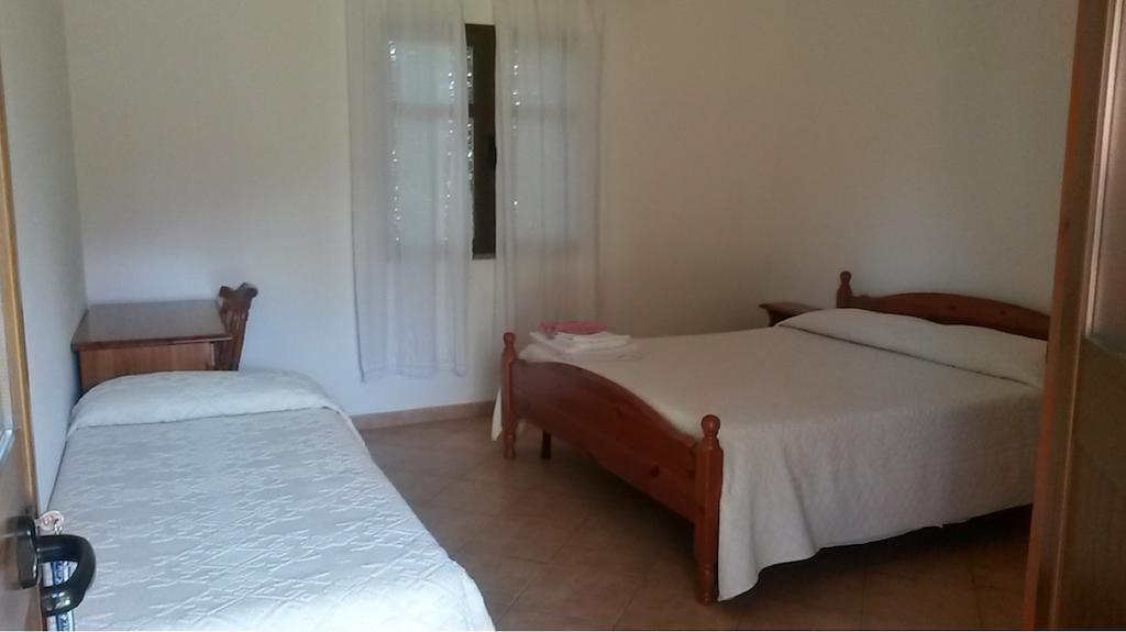 Villa Agriturismo Su Barraccu Loceri Zimmer foto